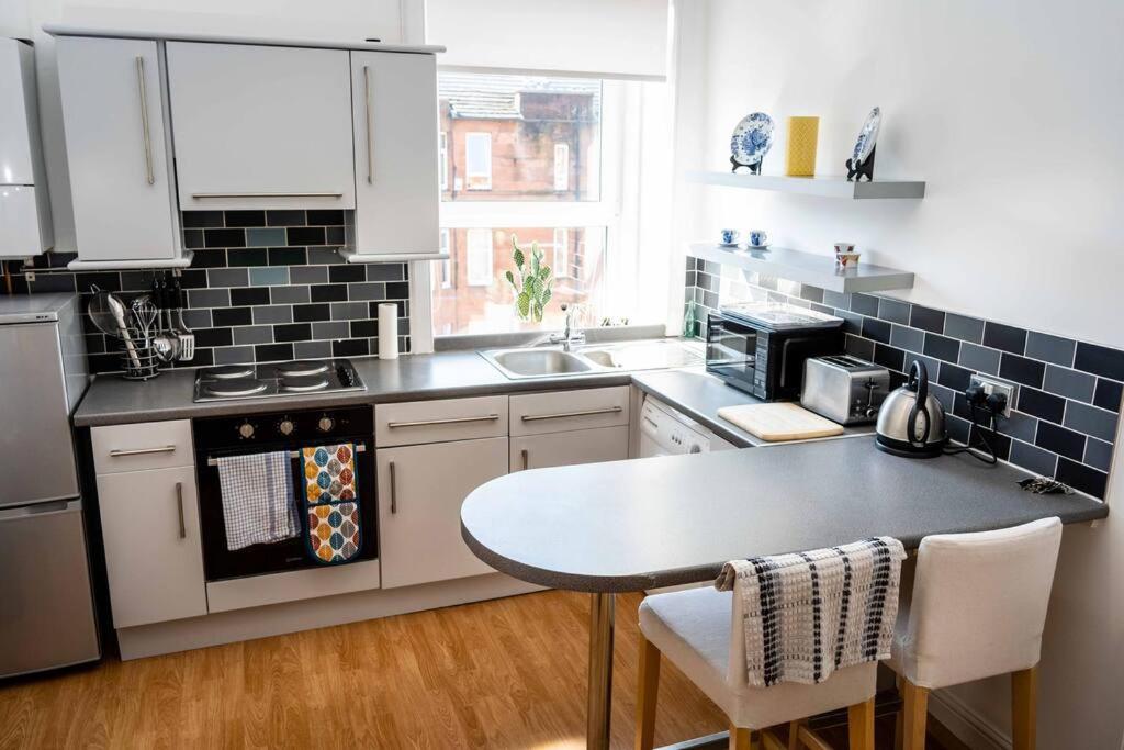 グラスゴーCharming 1-Bed Southside Flat In Great Locationアパートメント エクステリア 写真